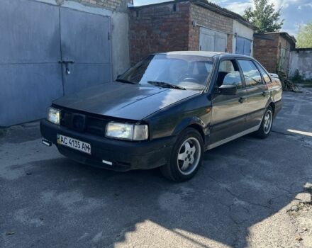 Серый Фольксваген Пассат, объемом двигателя 1.6 л и пробегом 312 тыс. км за 600 $, фото 3 на Automoto.ua