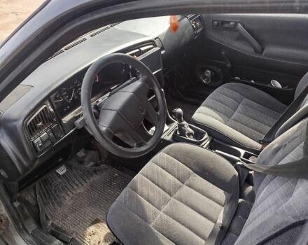 Сірий Фольксваген Пассат, об'ємом двигуна 1.8 л та пробігом 455 тис. км за 1073 $, фото 4 на Automoto.ua