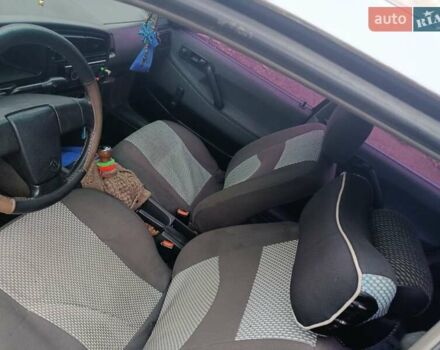 Серый Фольксваген Пассат, объемом двигателя 1.78 л и пробегом 250 тыс. км за 1150 $, фото 7 на Automoto.ua