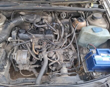 Серый Фольксваген Пассат, объемом двигателя 1.6 л и пробегом 2 тыс. км за 1150 $, фото 3 на Automoto.ua