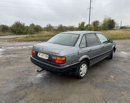 Серый Фольксваген Пассат, объемом двигателя 1.6 л и пробегом 470 тыс. км за 1150 $, фото 3 на Automoto.ua