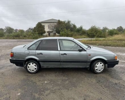 Серый Фольксваген Пассат, объемом двигателя 1.6 л и пробегом 470 тыс. км за 1150 $, фото 4 на Automoto.ua