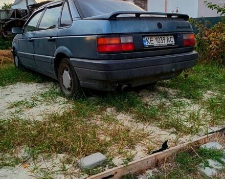 Серый Фольксваген Пассат, объемом двигателя 1.8 л и пробегом 351 тыс. км за 1800 $, фото 1 на Automoto.ua