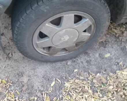 Серый Фольксваген Пассат, объемом двигателя 1.6 л и пробегом 100 тыс. км за 393 $, фото 6 на Automoto.ua