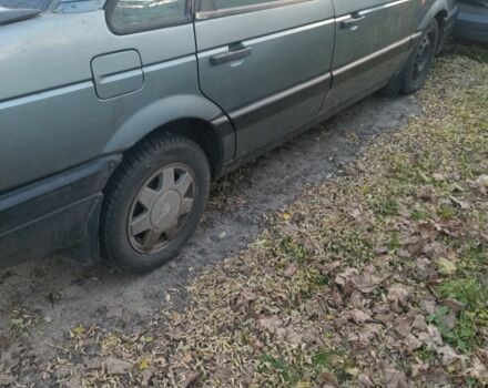 Серый Фольксваген Пассат, объемом двигателя 1.6 л и пробегом 100 тыс. км за 393 $, фото 5 на Automoto.ua