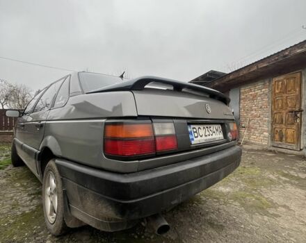 Серый Фольксваген Пассат, объемом двигателя 1.8 л и пробегом 300 тыс. км за 1900 $, фото 5 на Automoto.ua