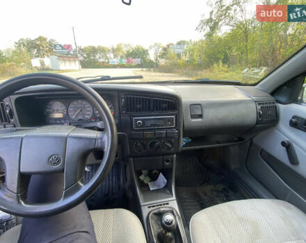 Серый Фольксваген Пассат, объемом двигателя 1.8 л и пробегом 341 тыс. км за 1400 $, фото 17 на Automoto.ua