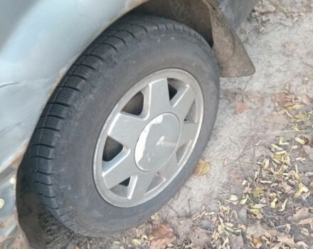 Серый Фольксваген Пассат, объемом двигателя 1.6 л и пробегом 100 тыс. км за 393 $, фото 7 на Automoto.ua