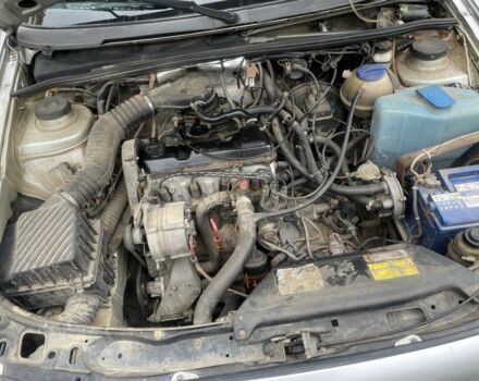 Серый Фольксваген Пассат, объемом двигателя 1.8 л и пробегом 485 тыс. км за 1700 $, фото 4 на Automoto.ua