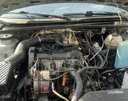 Сірий Фольксваген Пассат, об'ємом двигуна 1.8 л та пробігом 100 тис. км за 2300 $, фото 5 на Automoto.ua