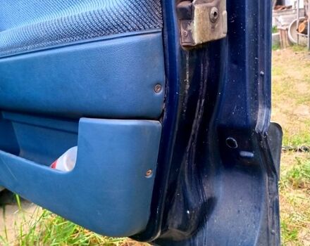 Серый Фольксваген Пассат, объемом двигателя 1.8 л и пробегом 351 тыс. км за 1800 $, фото 6 на Automoto.ua