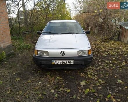 Сірий Фольксваген Пассат, об'ємом двигуна 1.6 л та пробігом 403 тис. км за 1800 $, фото 1 на Automoto.ua