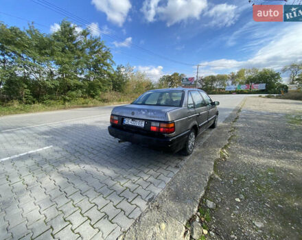 Серый Фольксваген Пассат, объемом двигателя 1.8 л и пробегом 341 тыс. км за 1400 $, фото 11 на Automoto.ua