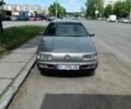 Серый Фольксваген Пассат, объемом двигателя 1.8 л и пробегом 300 тыс. км за 1500 $, фото 1 на Automoto.ua