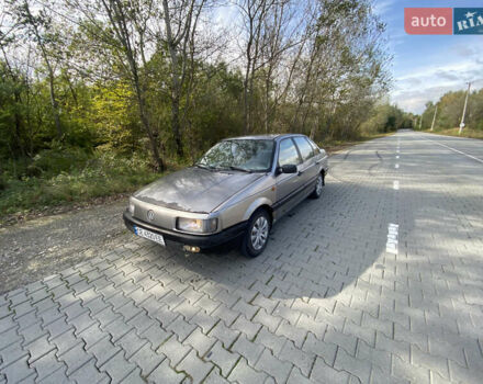 Серый Фольксваген Пассат, объемом двигателя 1.8 л и пробегом 341 тыс. км за 1400 $, фото 15 на Automoto.ua