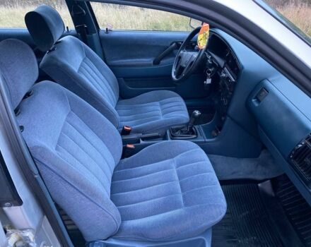 Серый Фольксваген Пассат, объемом двигателя 1.8 л и пробегом 415 тыс. км за 2650 $, фото 14 на Automoto.ua