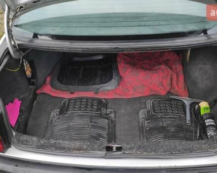 Серый Фольксваген Пассат, объемом двигателя 1.6 л и пробегом 300 тыс. км за 2100 $, фото 7 на Automoto.ua