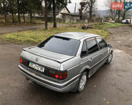 Серый Фольксваген Пассат, объемом двигателя 1.6 л и пробегом 300 тыс. км за 1200 $, фото 12 на Automoto.ua