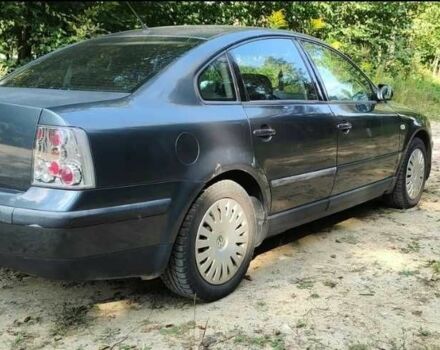 Серый Фольксваген Пассат, объемом двигателя 1.9 л и пробегом 362 тыс. км за 1500 $, фото 2 на Automoto.ua