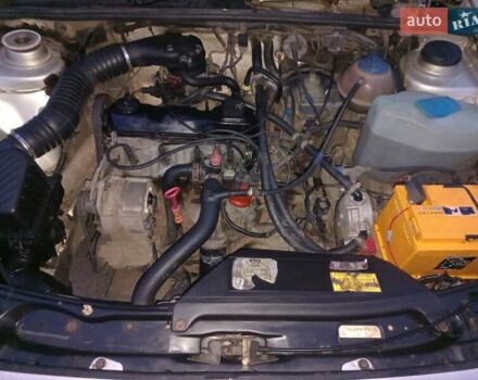 Серый Фольксваген Пассат, объемом двигателя 1.78 л и пробегом 240 тыс. км за 1800 $, фото 8 на Automoto.ua