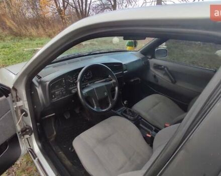 Серый Фольксваген Пассат, объемом двигателя 1.6 л и пробегом 300 тыс. км за 2100 $, фото 21 на Automoto.ua