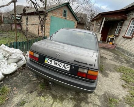 Серый Фольксваген Пассат, объемом двигателя 1.8 л и пробегом 437 тыс. км за 750 $, фото 3 на Automoto.ua