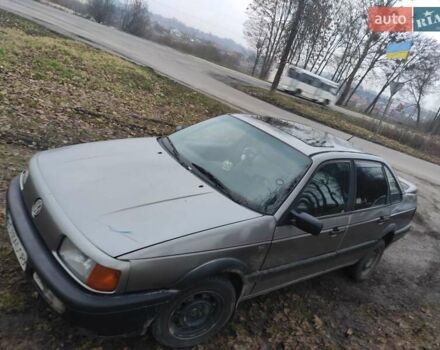 Серый Фольксваген Пассат, объемом двигателя 1.8 л и пробегом 350 тыс. км за 2200 $, фото 4 на Automoto.ua