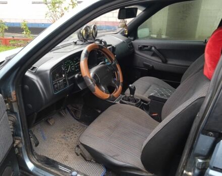 Серый Фольксваген Пассат, объемом двигателя 1.8 л и пробегом 350 тыс. км за 2800 $, фото 3 на Automoto.ua