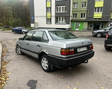 Серый Фольксваген Пассат, объемом двигателя 1.8 л и пробегом 350 тыс. км за 950 $, фото 4 на Automoto.ua