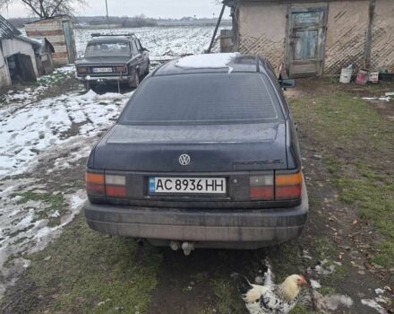 Серый Фольксваген Пассат, объемом двигателя 1.8 л и пробегом 300 тыс. км за 1150 $, фото 3 на Automoto.ua