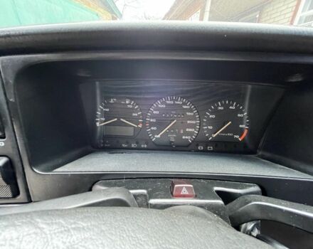 Серый Фольксваген Пассат, объемом двигателя 1.8 л и пробегом 437 тыс. км за 750 $, фото 5 на Automoto.ua