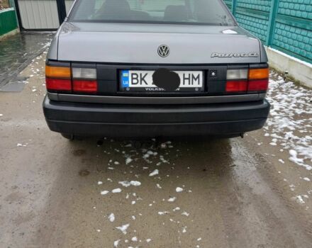 Серый Фольксваген Пассат, объемом двигателя 1.8 л и пробегом 400 тыс. км за 2500 $, фото 3 на Automoto.ua