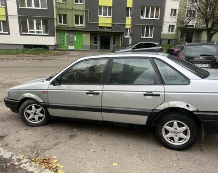 Серый Фольксваген Пассат, объемом двигателя 1.8 л и пробегом 350 тыс. км за 950 $, фото 6 на Automoto.ua