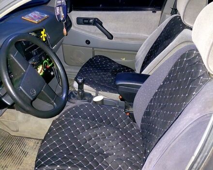 Серый Фольксваген Пассат, объемом двигателя 2 л и пробегом 353 тыс. км за 2550 $, фото 8 на Automoto.ua