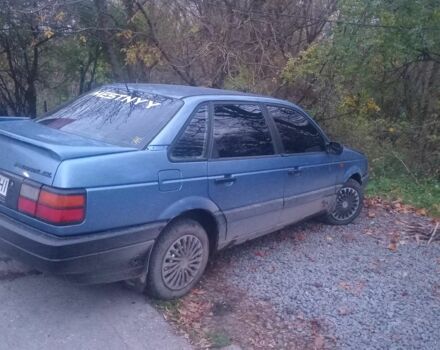 Серый Фольксваген Пассат, объемом двигателя 1 л и пробегом 400 тыс. км за 1250 $, фото 2 на Automoto.ua