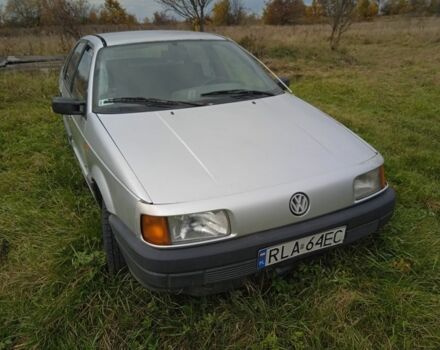 Серый Фольксваген Пассат, объемом двигателя 0 л и пробегом 350 тыс. км за 650 $, фото 2 на Automoto.ua