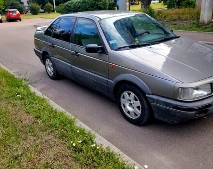 Серый Фольксваген Пассат, объемом двигателя 2 л и пробегом 333 тыс. км за 1400 $, фото 8 на Automoto.ua