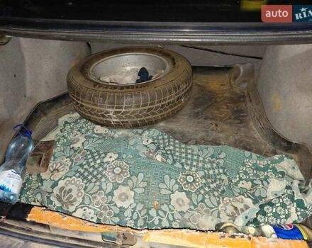 Серый Фольксваген Пассат, объемом двигателя 1.98 л и пробегом 353 тыс. км за 2600 $, фото 17 на Automoto.ua