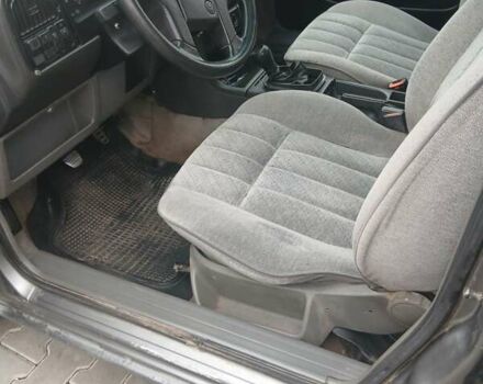 Серый Фольксваген Пассат, объемом двигателя 1.78 л и пробегом 395 тыс. км за 1499 $, фото 14 на Automoto.ua