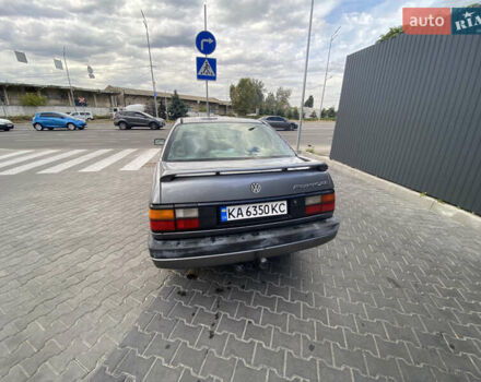 Серый Фольксваген Пассат, объемом двигателя 2 л и пробегом 300 тыс. км за 2500 $, фото 3 на Automoto.ua