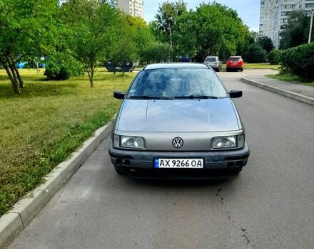 Серый Фольксваген Пассат, объемом двигателя 2 л и пробегом 333 тыс. км за 1400 $, фото 9 на Automoto.ua