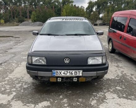 Серый Фольксваген Пассат, объемом двигателя 1.8 л и пробегом 300 тыс. км за 600 $, фото 1 на Automoto.ua