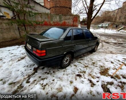 Серый Фольксваген Пассат, объемом двигателя 18 л и пробегом 346 тыс. км за 890 $, фото 4 на Automoto.ua