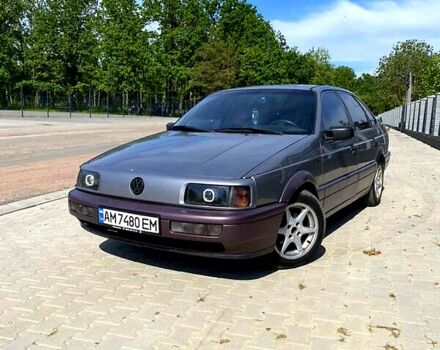 Серый Фольксваген Пассат, объемом двигателя 2 л и пробегом 353 тыс. км за 2550 $, фото 4 на Automoto.ua