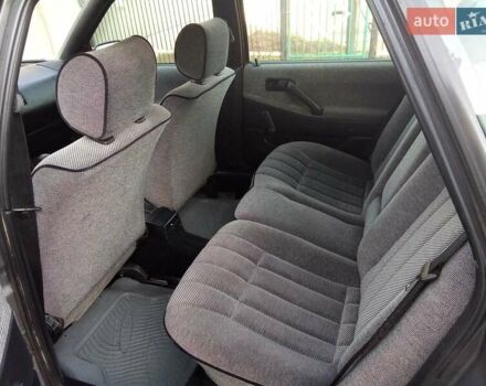 Серый Фольксваген Пассат, объемом двигателя 2 л и пробегом 330 тыс. км за 1500 $, фото 4 на Automoto.ua