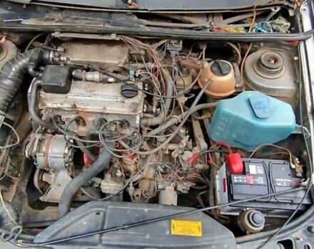 Серый Фольксваген Пассат, объемом двигателя 2 л и пробегом 312 тыс. км за 2300 $, фото 4 на Automoto.ua