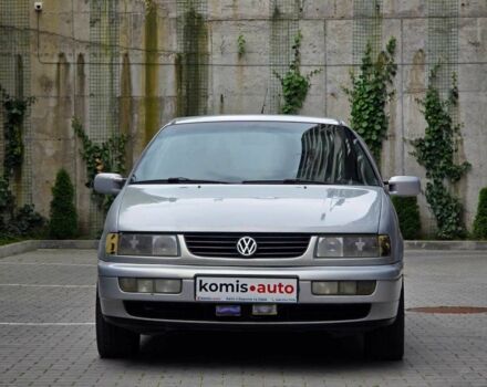 Серый Фольксваген Пассат, объемом двигателя 2 л и пробегом 287 тыс. км за 2499 $, фото 5 на Automoto.ua