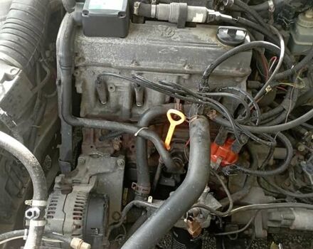 Серый Фольксваген Пассат, объемом двигателя 2 л и пробегом 315 тыс. км за 2600 $, фото 6 на Automoto.ua