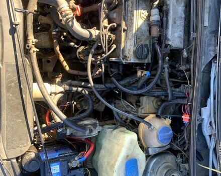 Серый Фольксваген Пассат, объемом двигателя 2 л и пробегом 550 тыс. км за 1400 $, фото 5 на Automoto.ua