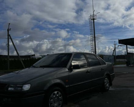 Сірий Фольксваген Пассат, об'ємом двигуна 2 л та пробігом 600 тис. км за 1700 $, фото 3 на Automoto.ua